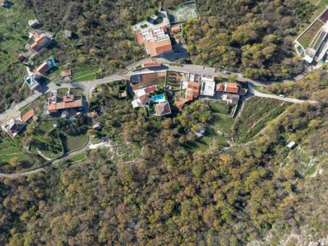 Urbanized land for sale, 2440 m2, Budva, Tudorovići