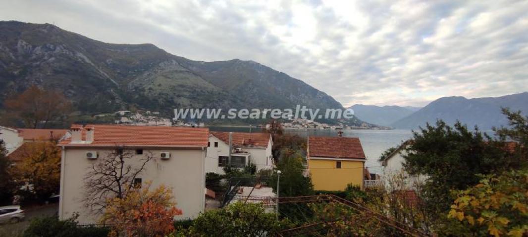 Beautiful stone palace for sale in Dobrota, Kotor