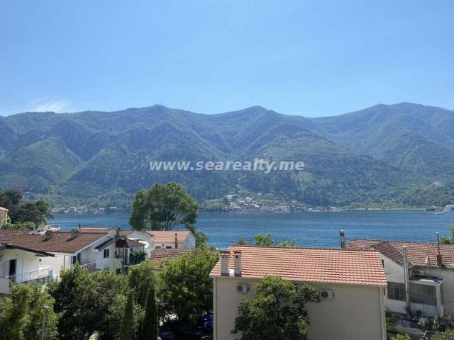 Beautiful stone palace for sale in Dobrota, Kotor