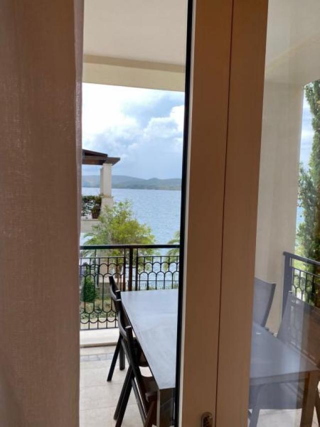 Exclusive 1-bedroom apartment in Porto Montenegro is for sale