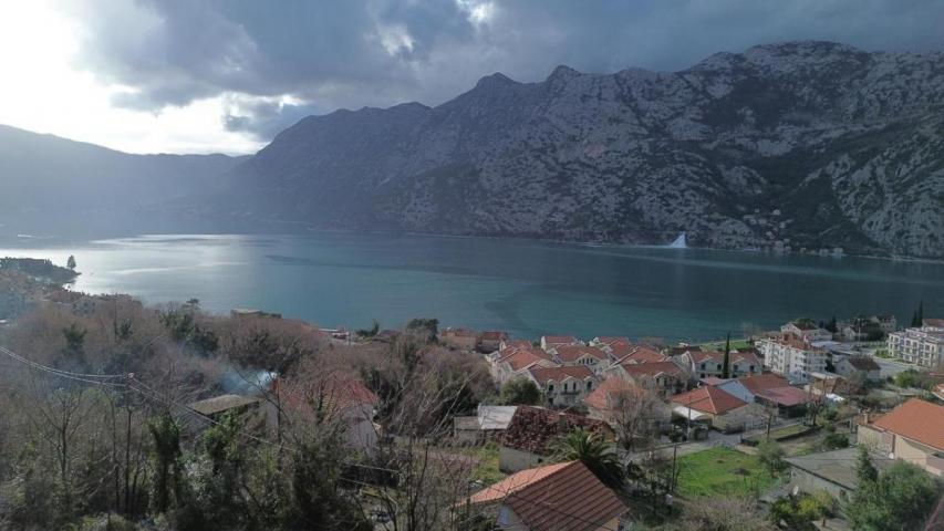 Land for sale, 423 m2, Kotor, Risan