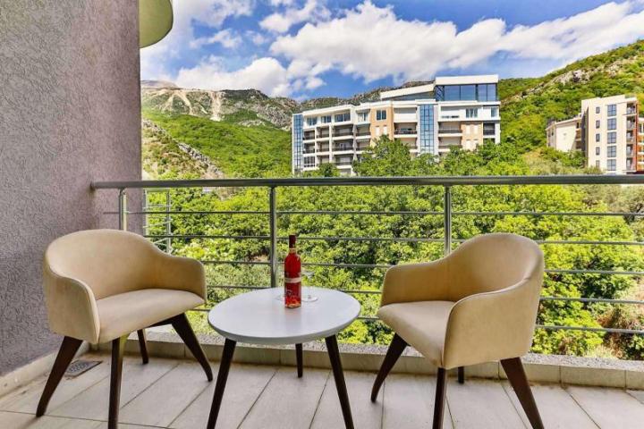 Luxury 3-bedroom apartment in Rafailovici, Budva for sale