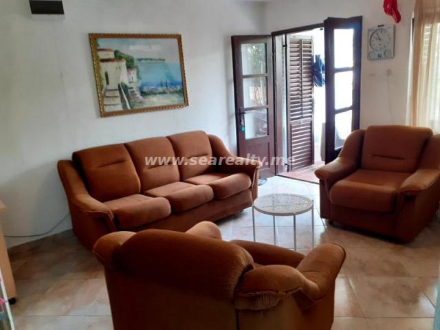 For rent a house in Tivat, great price