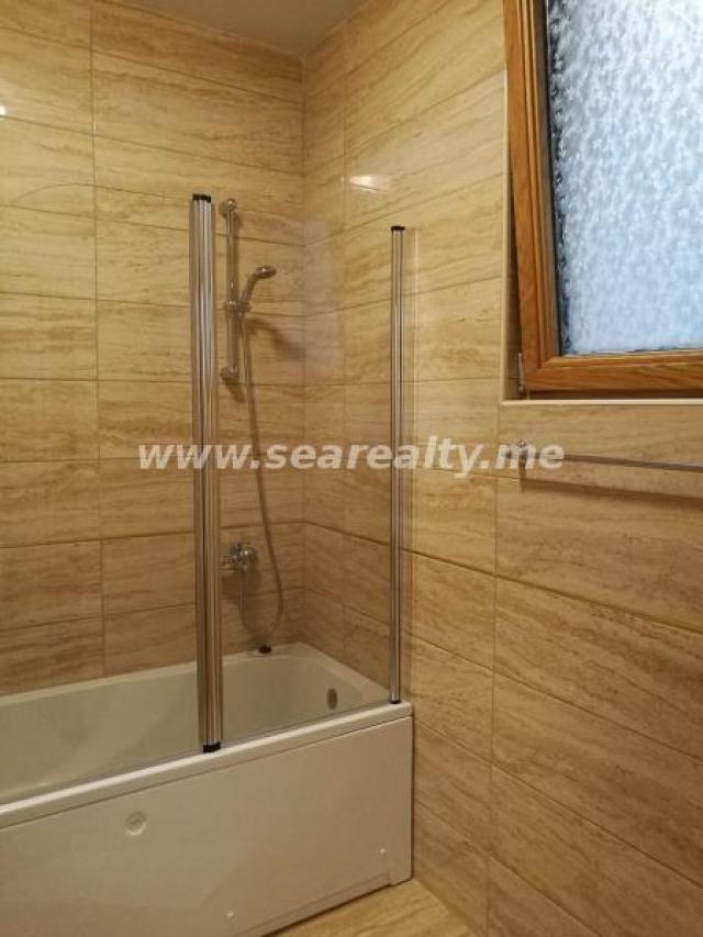 Seaviev luxury apartment with Living room + bedroom + 2 toilets + 2 terraces 94879 €