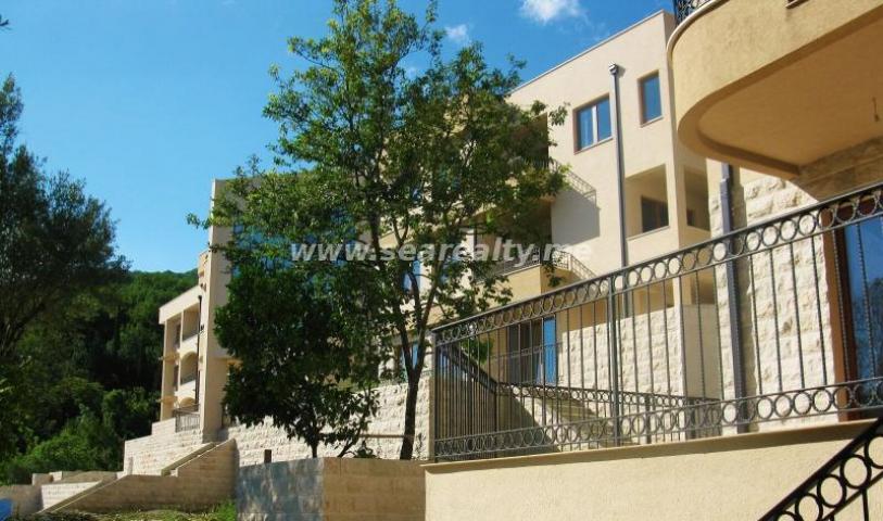 Seaviev luxury apartment with Living room + bedroom + 2 toilets + 2 terraces 94879 €