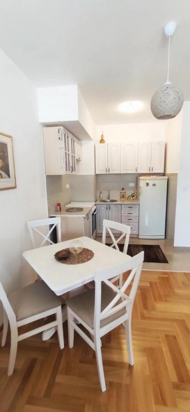 One bedroom apartment, Rozino, Budva