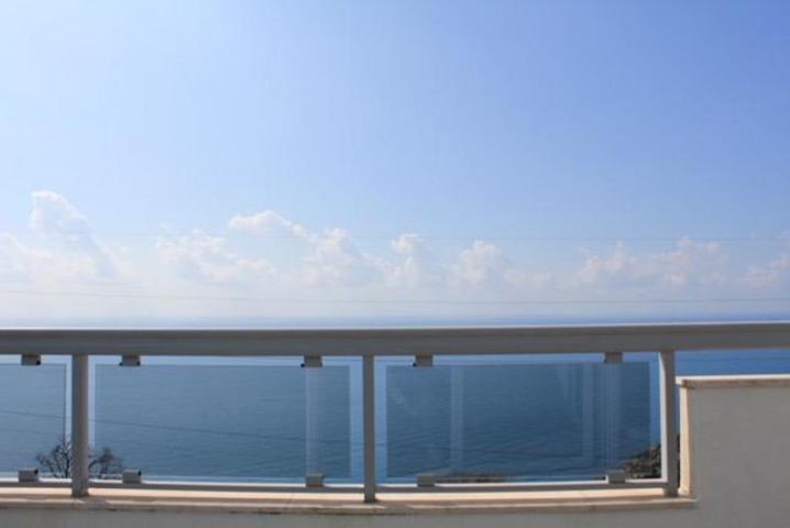 Luxurious penthouse for sale, sea view, 241 m2 Bar