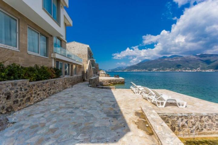 Exclusive villa one step from the sea, Krasici, Kotor