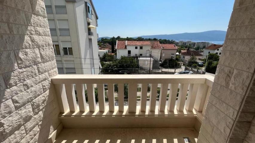 One-bedroom apartment in Podkuk, Tivat