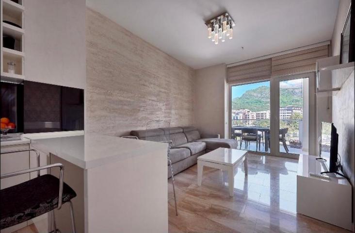 Luxury 1-bedroom apartment in Budva for rent