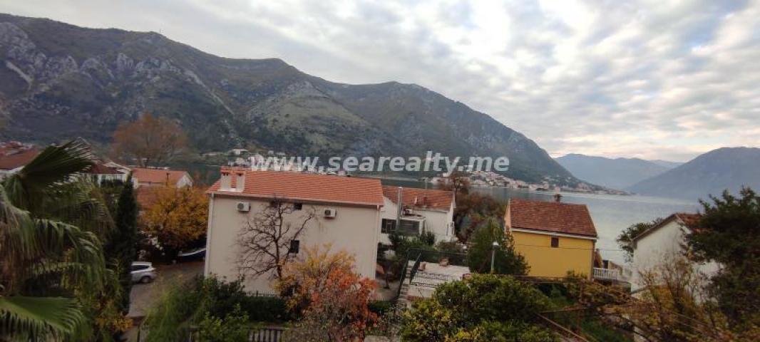 Beautiful stone palace for sale in Dobrota, Kotor