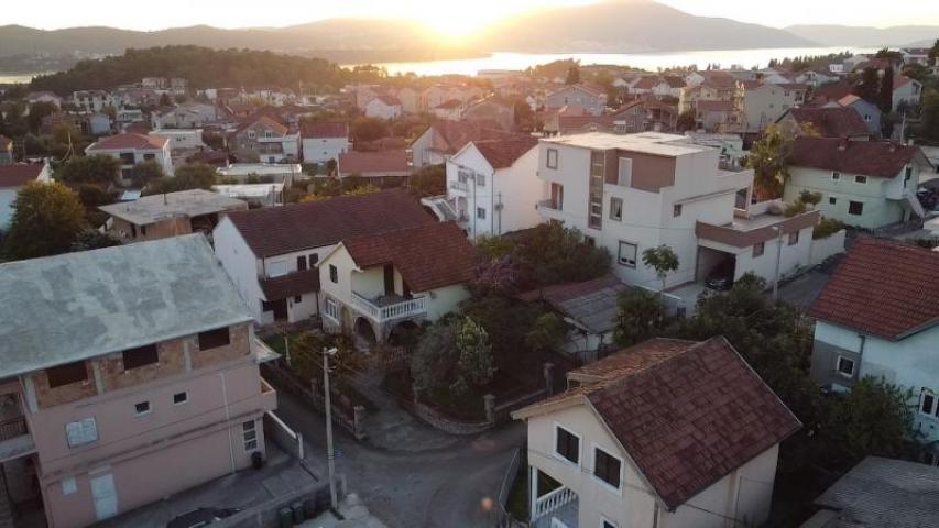 The plot in Dumidran, Tivat is for sale