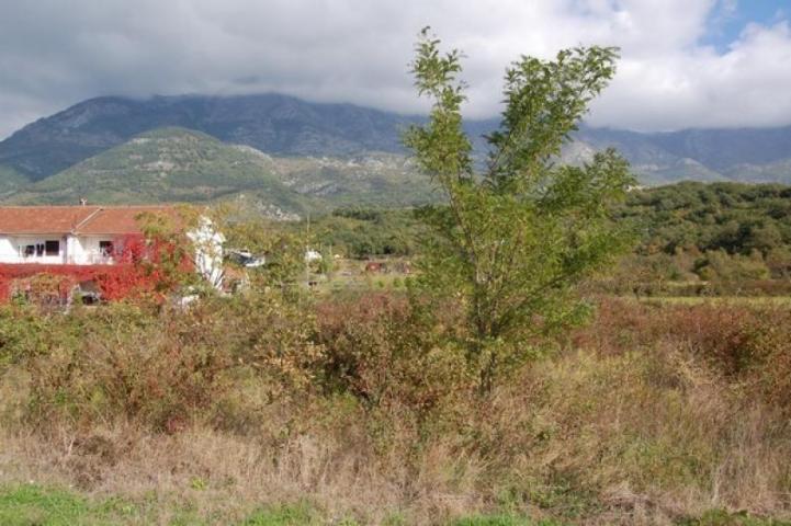 Urbanized plot for sale in Radanovići, Kotor