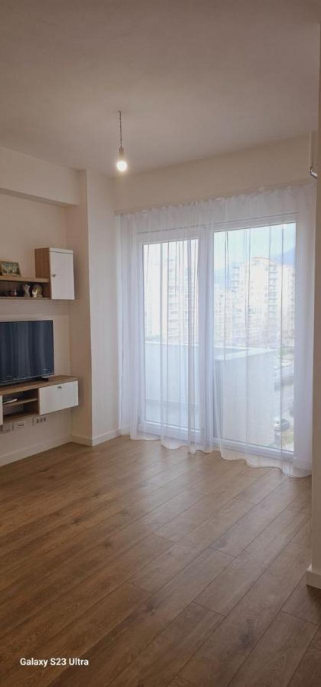 One-room apartment 40 m2 for sale, Bar