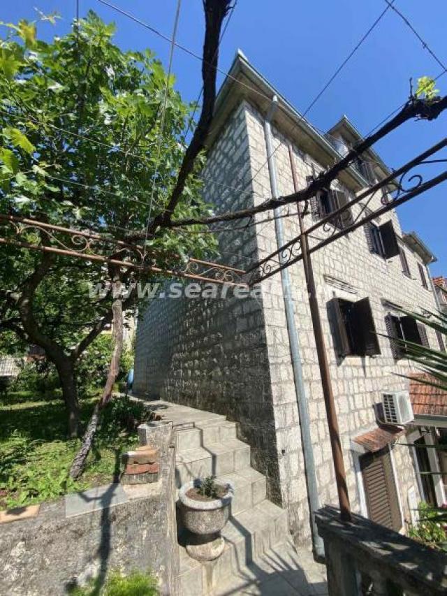 Beautiful stone palace for sale in Dobrota, Kotor