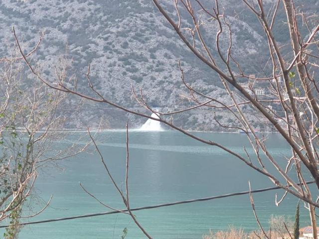 Land for sale, 423 m2, Kotor, Risan