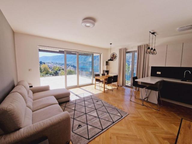 Luxury 2-bedroom apartment in an excellent location in Kotor for sale