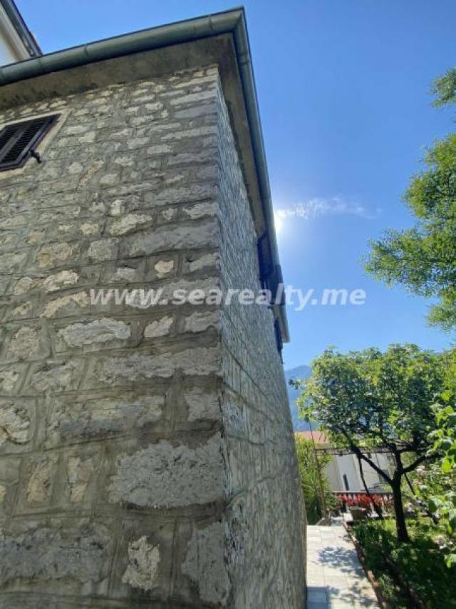 Beautiful stone palace for sale in Dobrota, Kotor