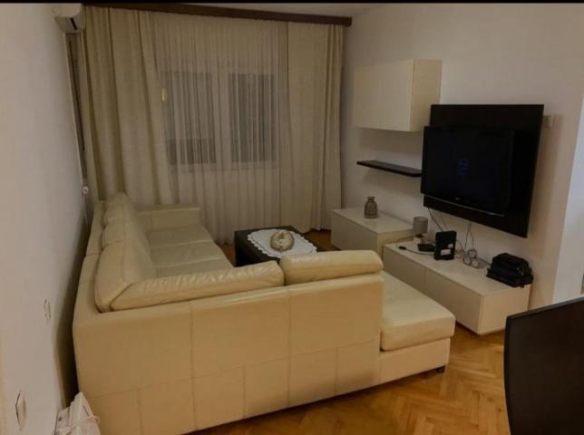 2 bedroom Flat for Rent 68m2-Tivat