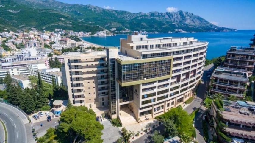 Office space on the seashore in Budva for sale