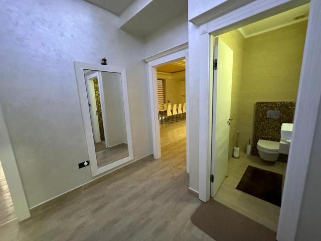 For sale: luxurious penthouse, 162 m², Budva