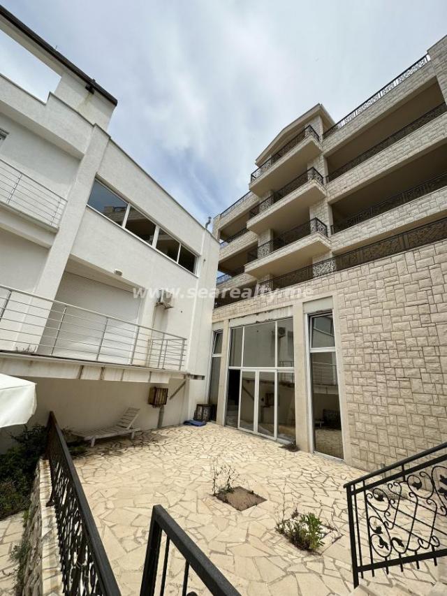 Apartment 73m2, Hladna Uvala, Bar