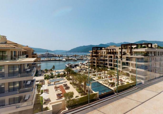 Luxury penthouse in Porto Montenegro