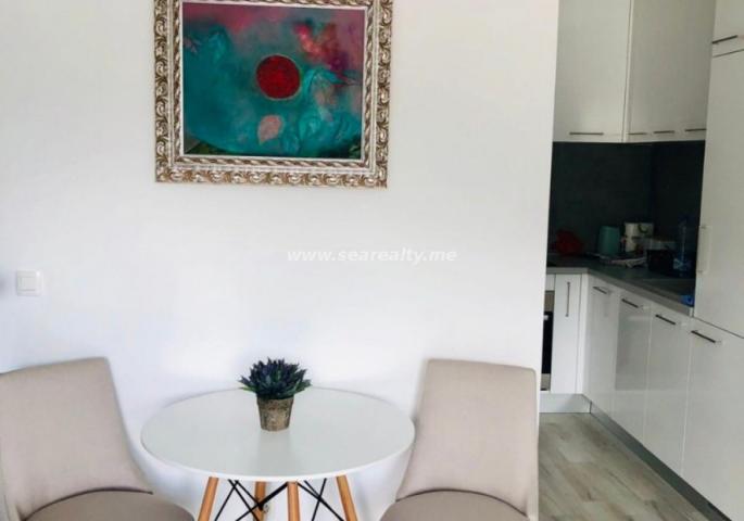 One-room apartment 56 m2 for sale in Budva