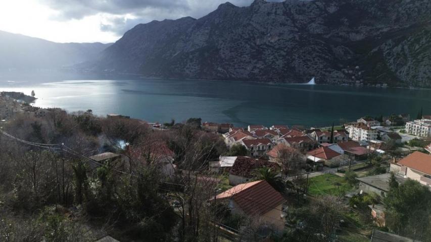 Land for sale, 423 m2, Kotor, Risan