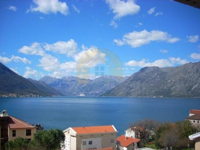 Two apartments with sea view in Dobrota, Kotor - Montenegro