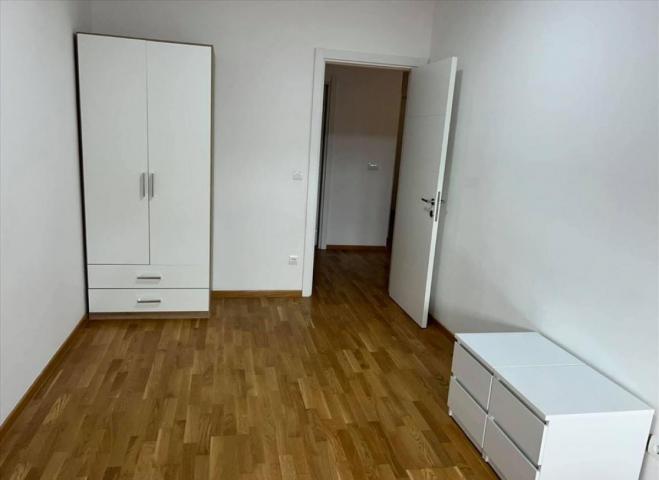 Izdavanje, Stan, 65m2 , Blok 45