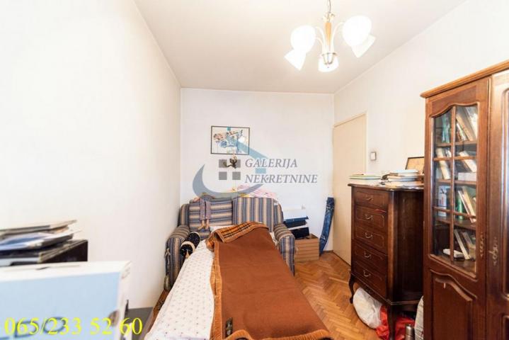 Palilula, Palilulska pijaca - 27. marta 79m2