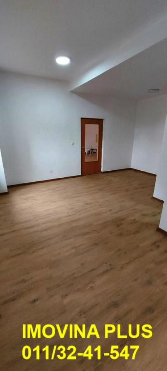 Saobraćajni fakultet - Vojvode Stepe, 80m2 + 50m2 terasa