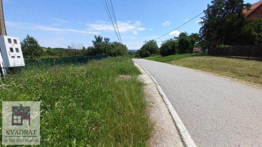 Plac 10 ari, Obrenovac, Mala Moštanica  – 20 000 €