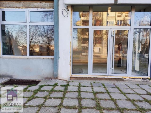 IZDAVANJE! Lokal 88 m², Obrenovac, Rojkovac – 600 €