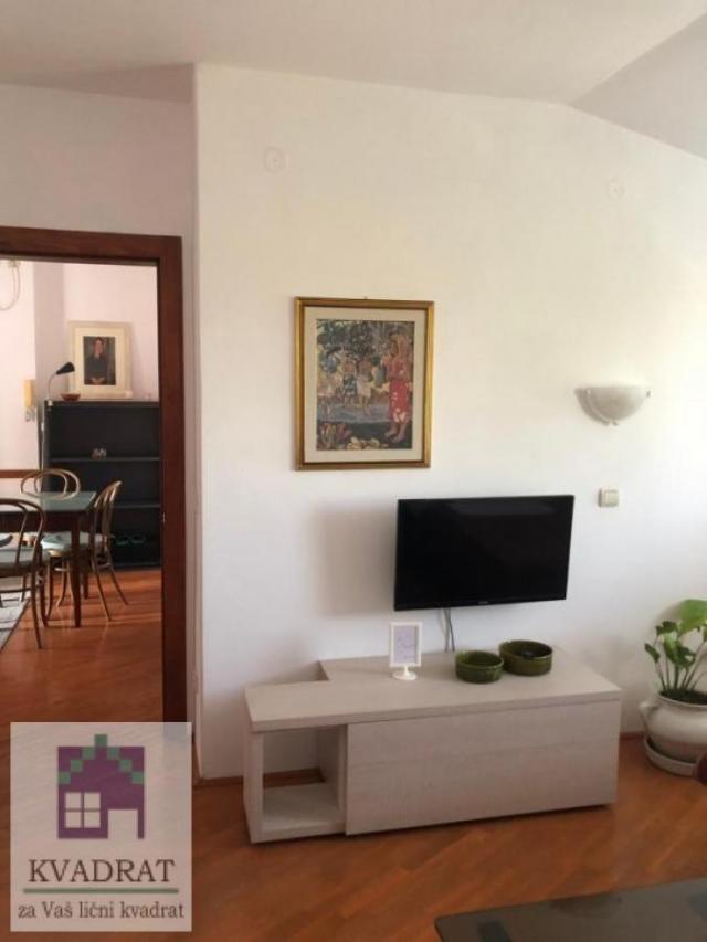 IZDAVANJE! Trosoban stan 57 m², PK, Obrenovac, centar – 550 € (NAMEŠTEN)