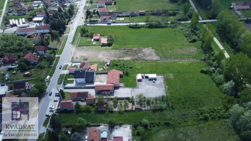 Građevinski plac 24 ara, Obrenovac, Zvečka – 47 500 €