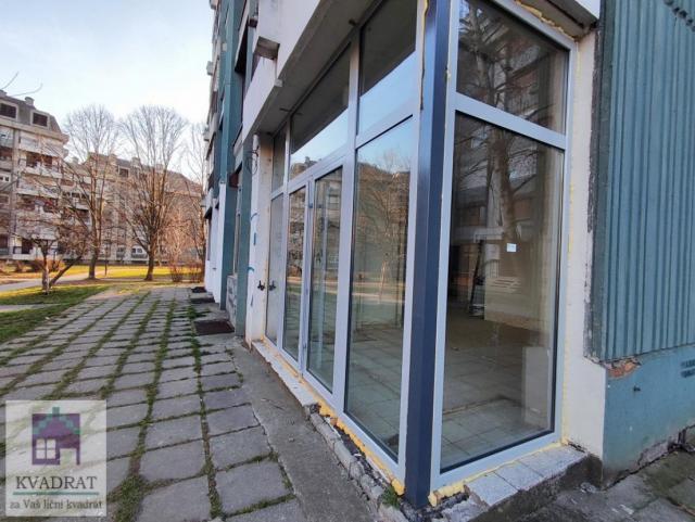 IZDAVANJE! Lokal 88 m², Obrenovac, Rojkovac – 600 €