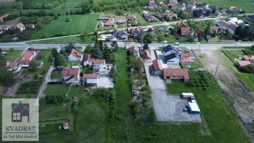 Građevinski plac 24 ara, Obrenovac, Zvečka – 47 500 €