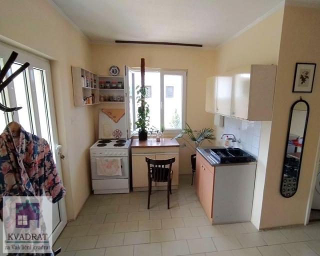 Kuća 54 m², 5 ari, Vladimirci, Mesarci – 29 000 €