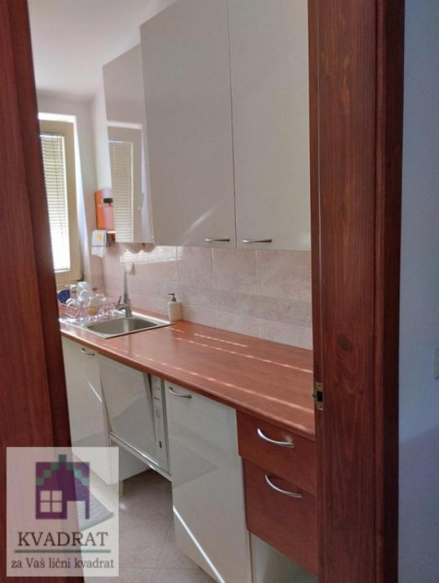 IZDAVANJE! Trosoban stan 57 m², PK, Obrenovac, centar – 550 € (NAMEŠTEN)