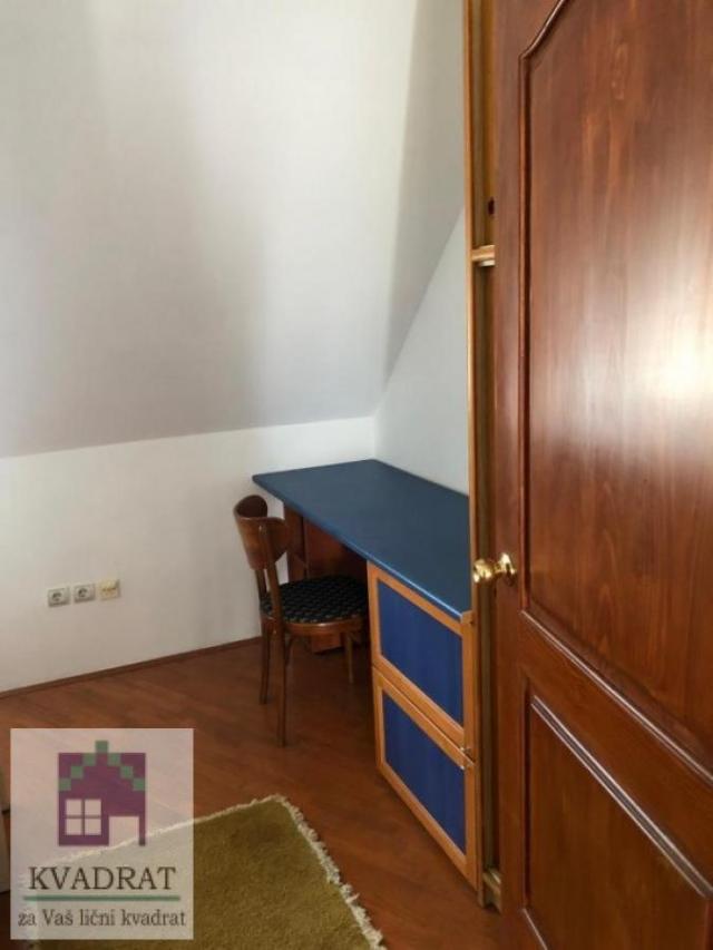 IZDAVANJE! Trosoban stan 57 m², PK, Obrenovac, centar – 550 € (NAMEŠTEN)