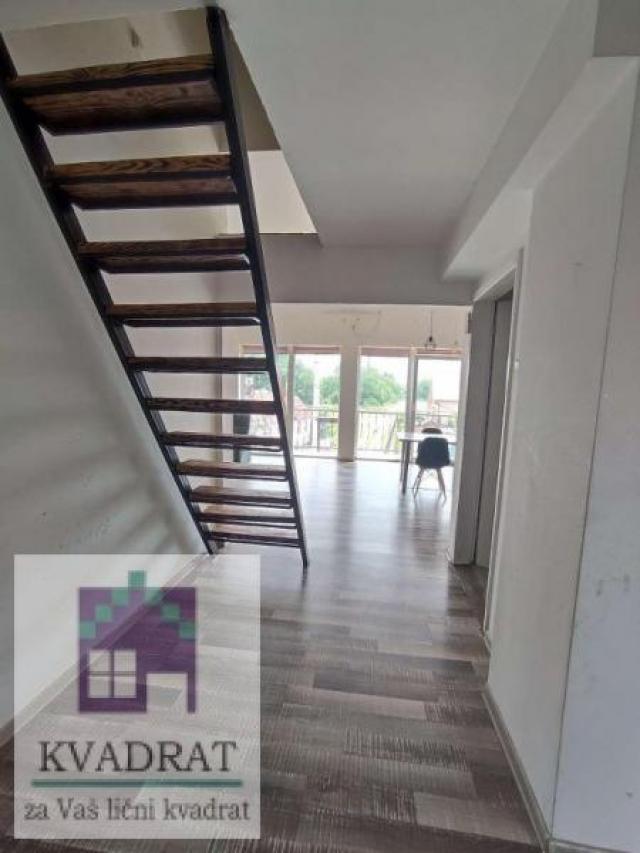 Kuća 239 m², 7 ari, Obrenovac, Belo Polje – 120 000 €