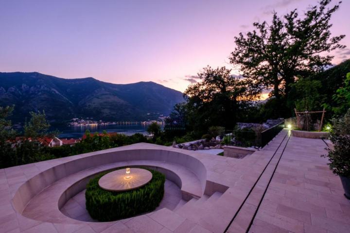 Lux Vila, Kotor, Dobrota, 470 m2