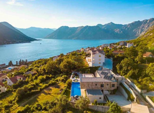 Lux Vila, Kotor, Dobrota, 470 m2