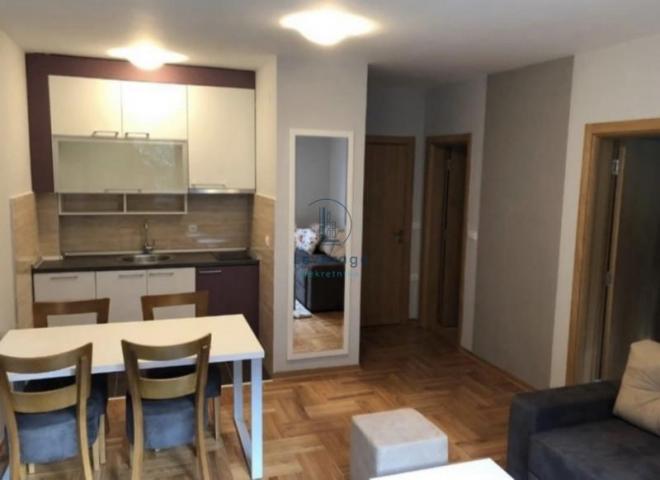 Namešten apartman, Zlatibor, 39 m2