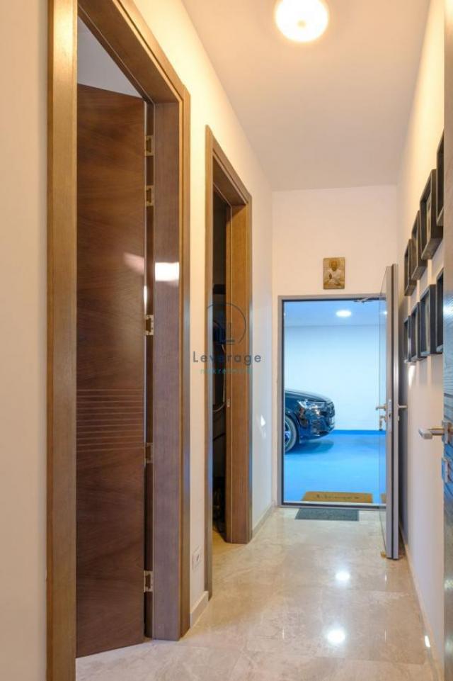 Lux Vila, Kotor, Dobrota, 470 m2