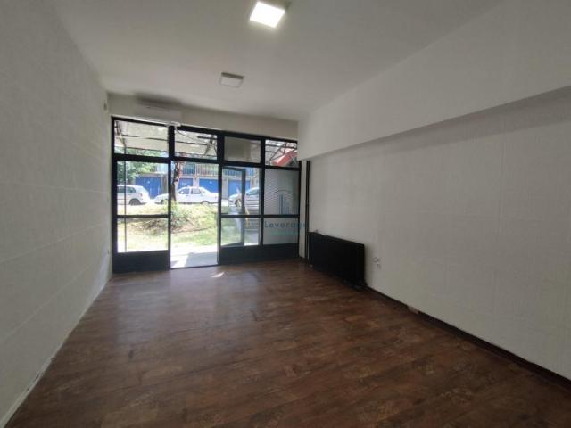 Lokal Banovo brdo, 42 m2