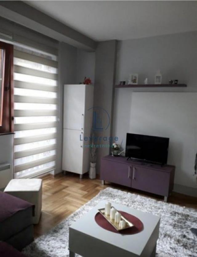 Namešten apartman, Zlatibor, 39 m2