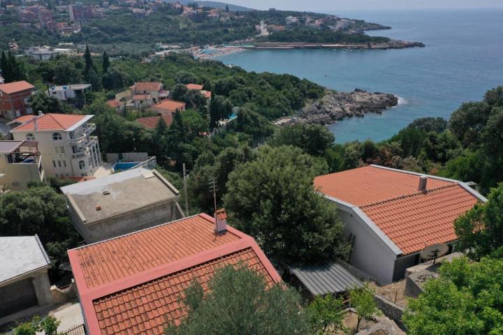  House 145m2, 100m from the sea, Utjeha